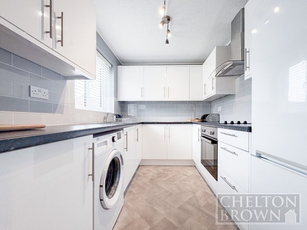 Property photo 2 of 17 Picture No. 37