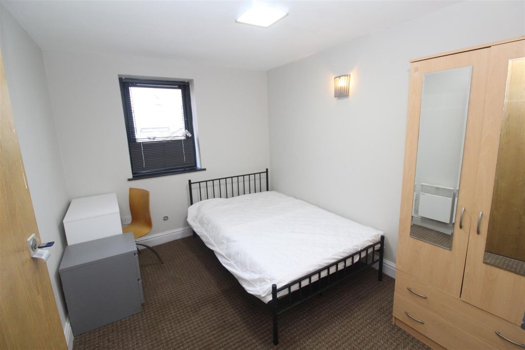 Property photo 3 of 15 Img_8925.Jpg