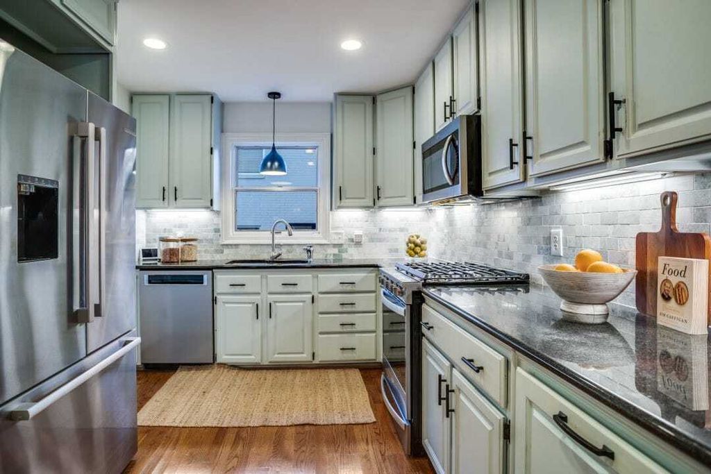 Property photo 1 of 24