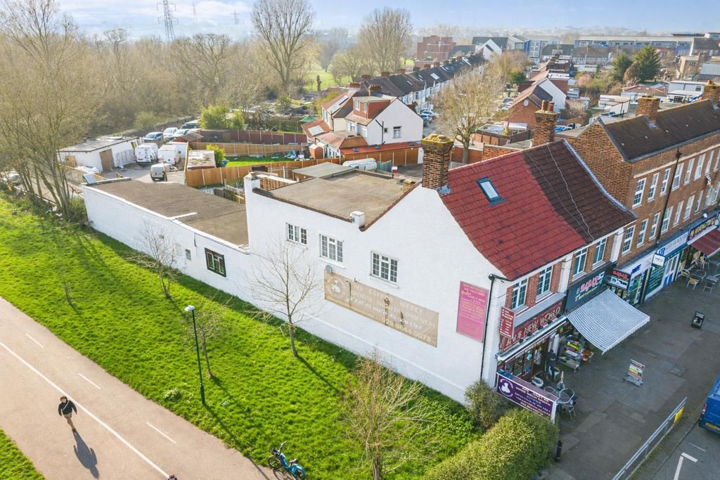 Property photo 2 of 5 Photo 5