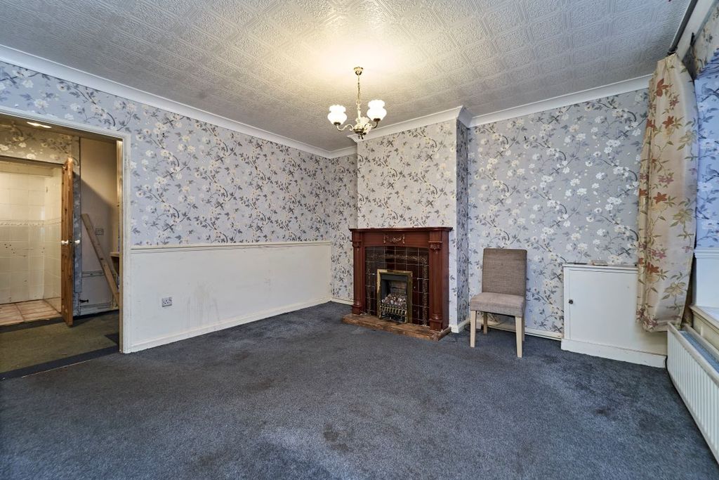 Property photo 3 of 20