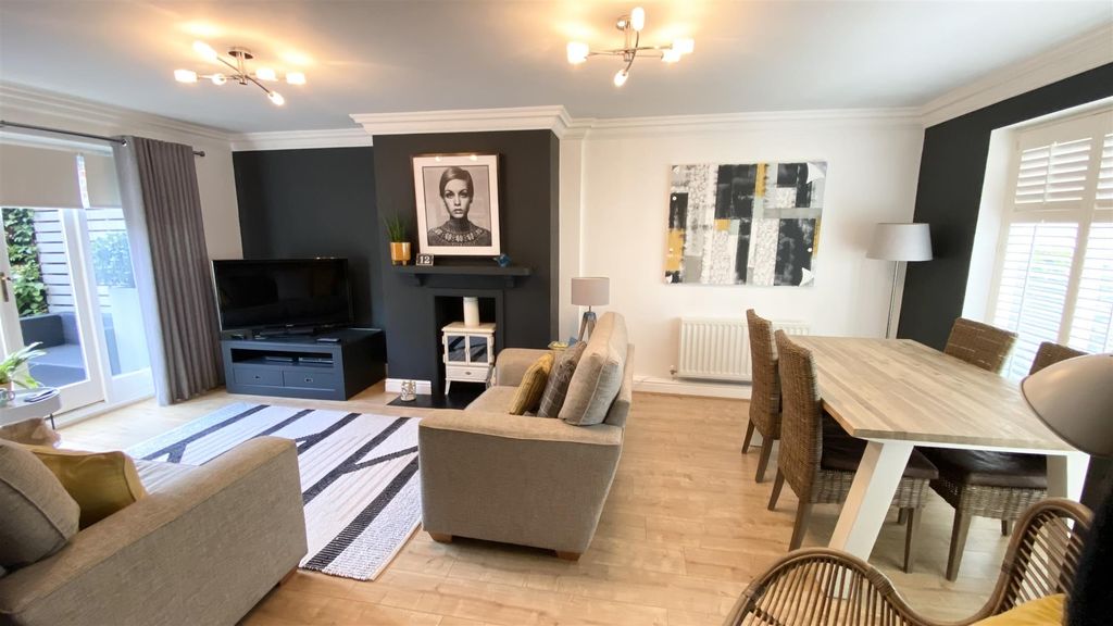 Property photo 3 of 15 Living/Dining Room