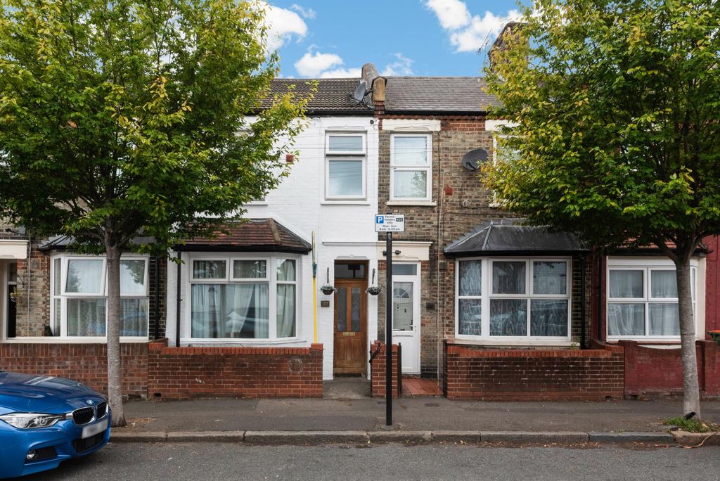 Property photo 1 of 15