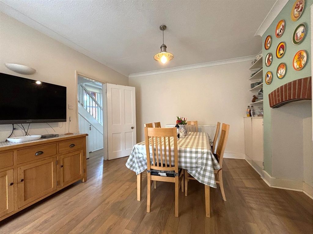 Property photo 3 of 25 4199 Newdining.Jpeg