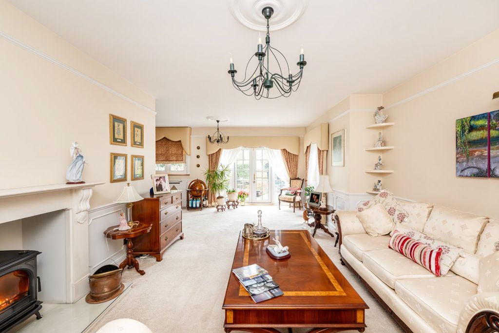 Property photo 2 of 23 Picture No. 07