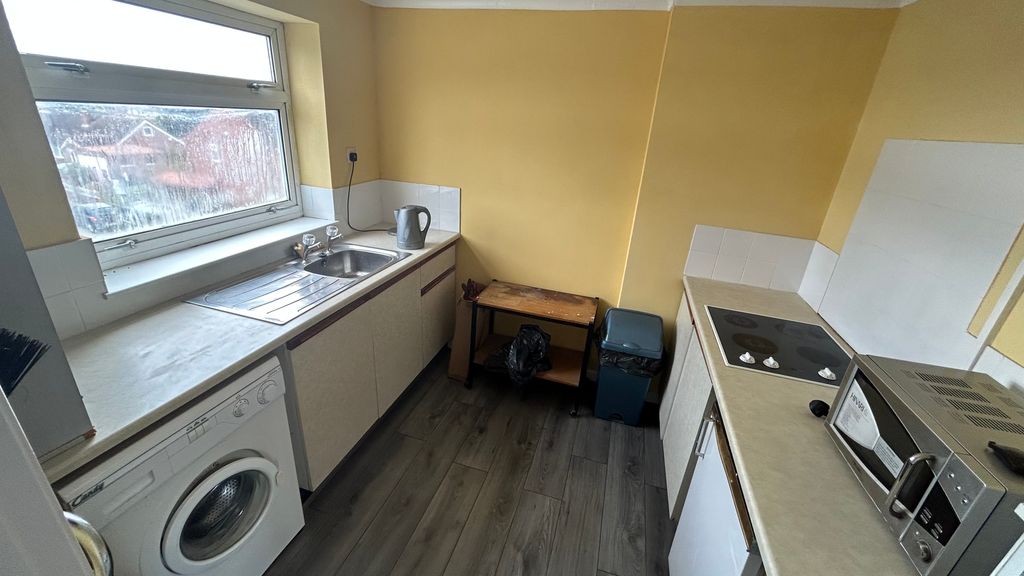 Property photo 3 of 6 Kitchen Photo Two