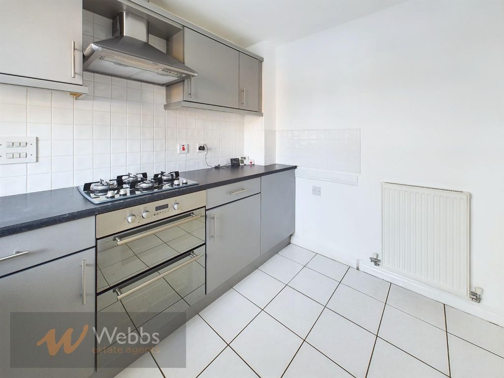 Property photo 3 of 28 Cam01121G0-Pr0131-Still009.Jpg