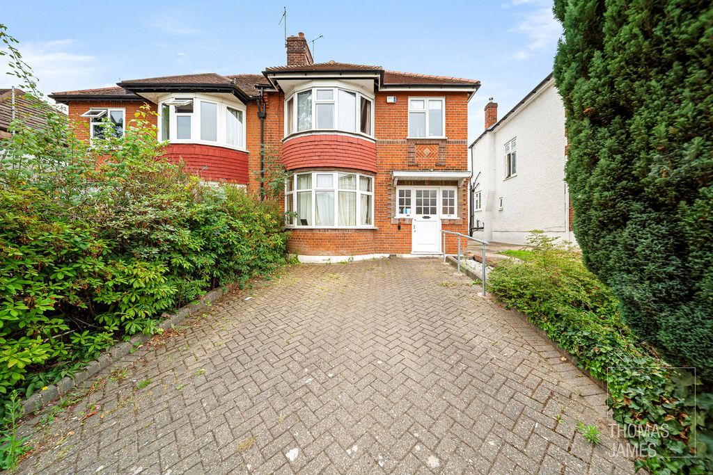 Property photo 1 of 20