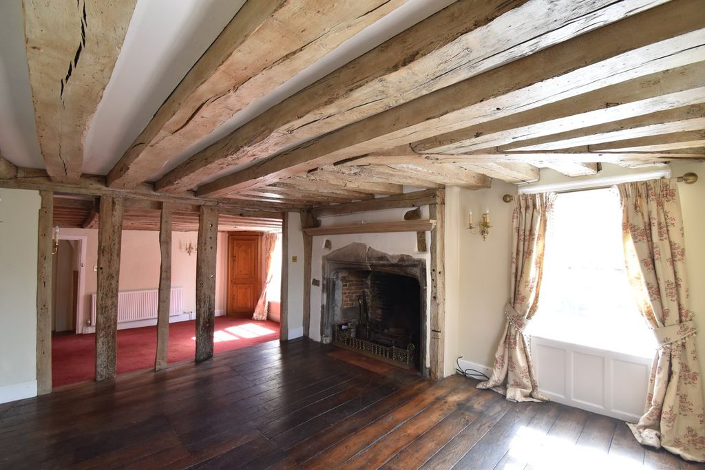 Property photo 3 of 14