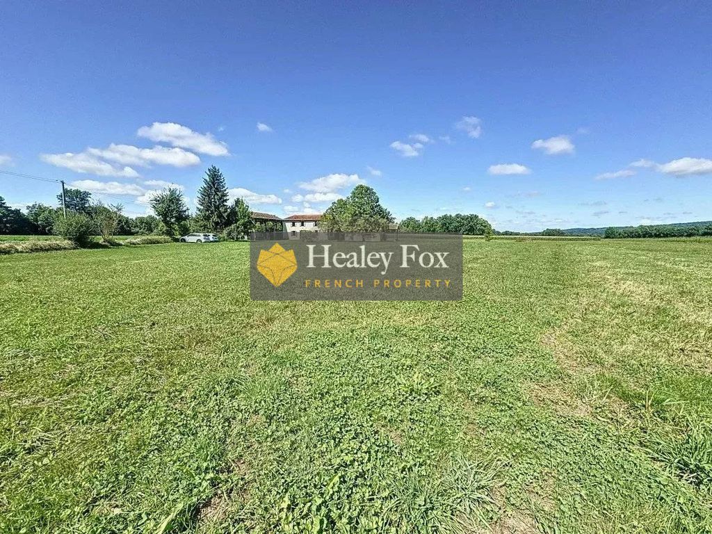 Property photo 2 of 49