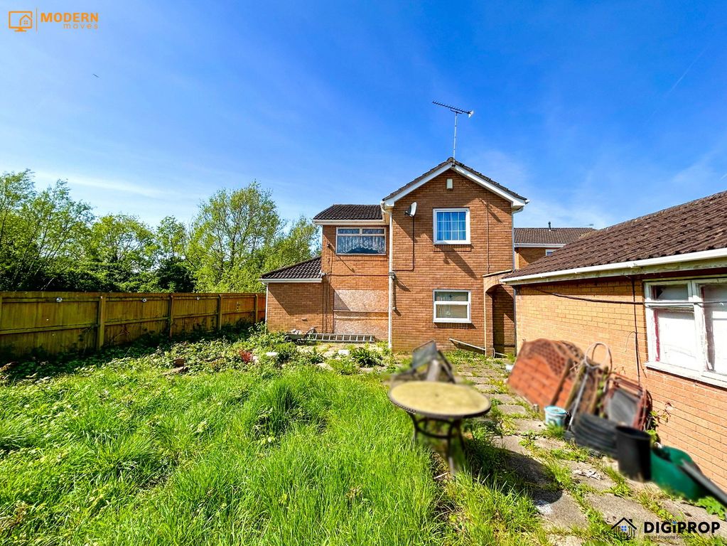 Property photo 2 of 31