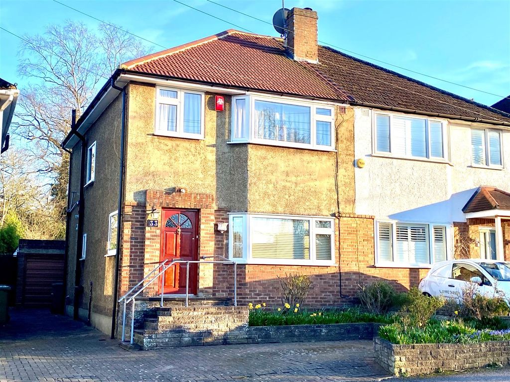 Property photo 1 of 13 Front 33.Jpg