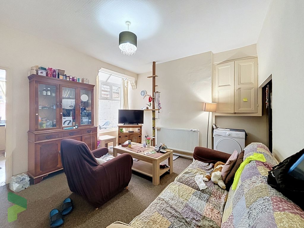 Property photo 1 of 10 Living Room Or Dining Room