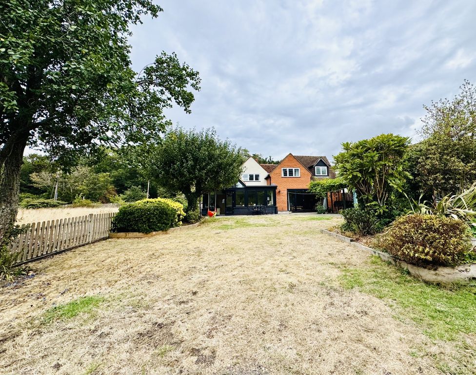 Property photo 2 of 21