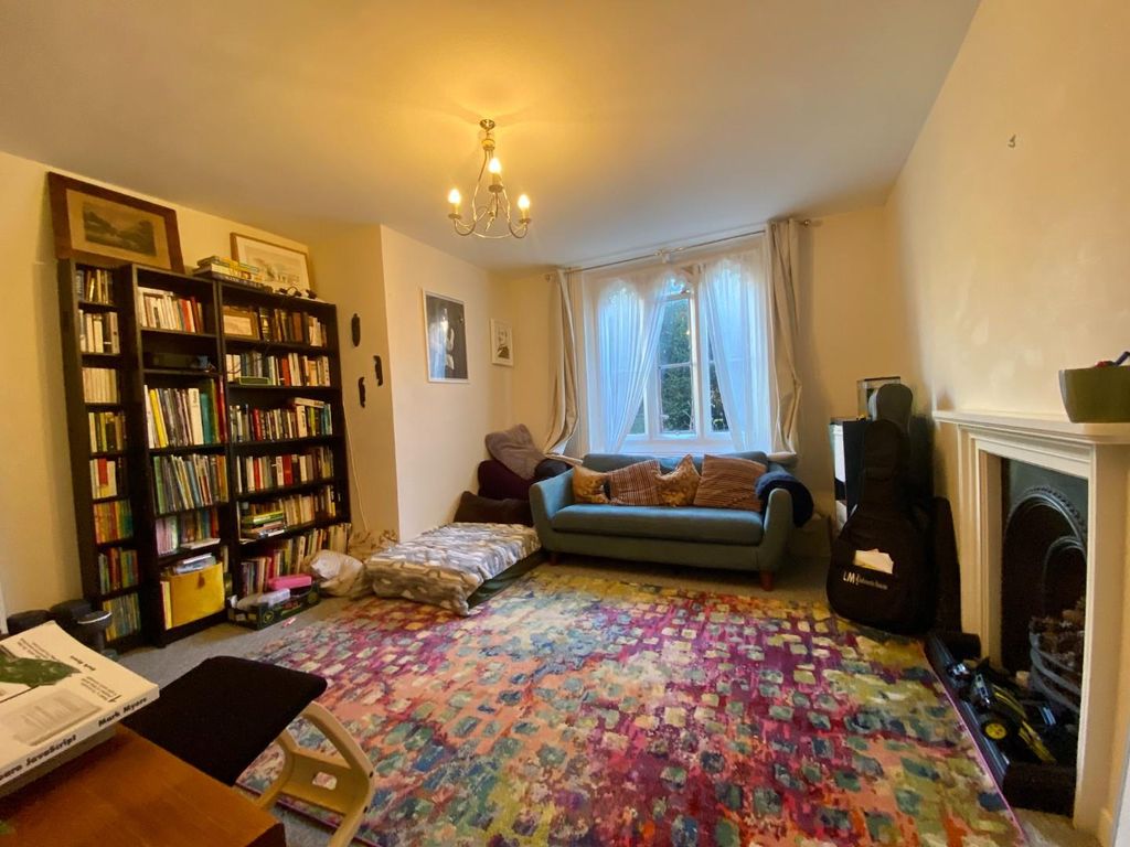 Property photo 2 of 11 Reception