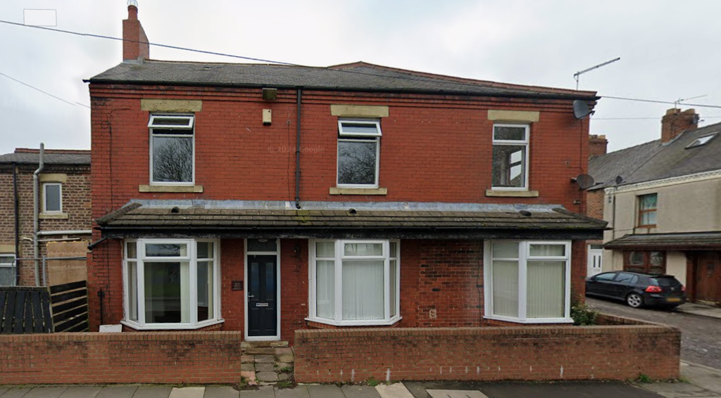 Property photo 1 of 21