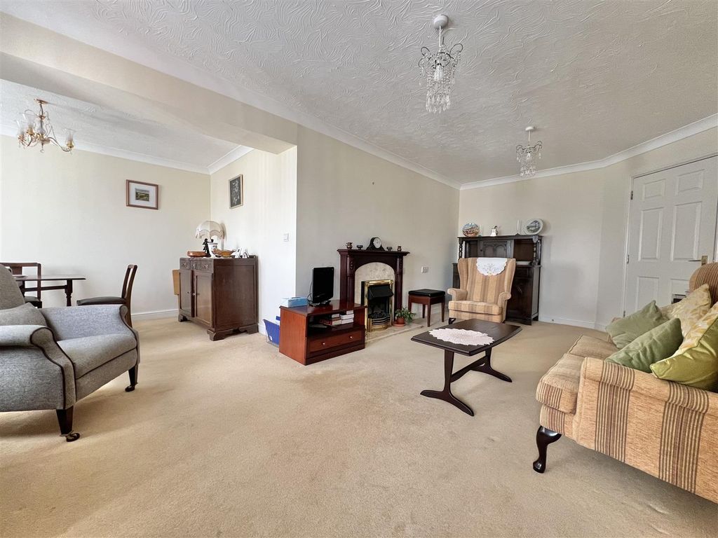 Property photo 2 of 15 Img_1672.Jpg