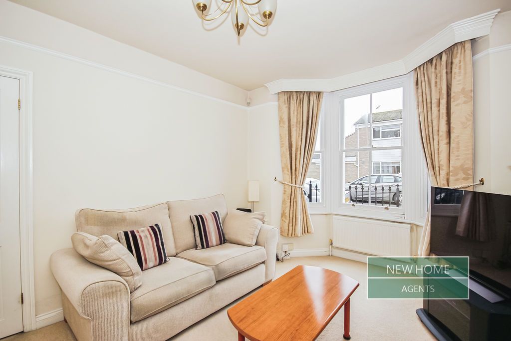 Property photo 3 of 18 Photo 17