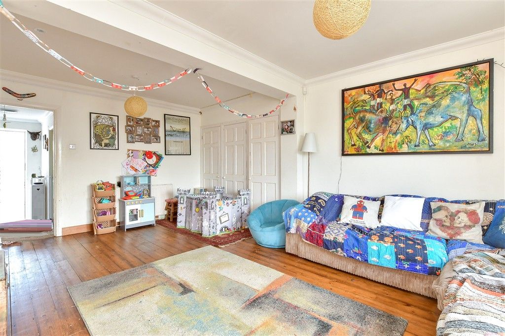 Property photo 3 of 13 Lounge/ Diner