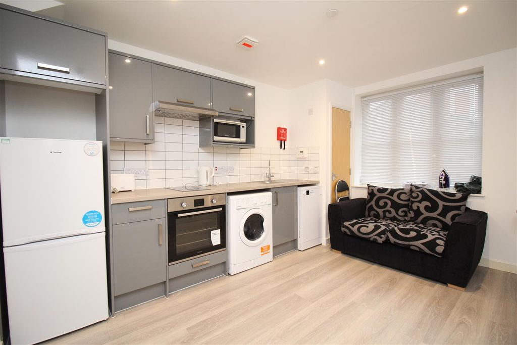 Property photo 2 of 6 Picture 2