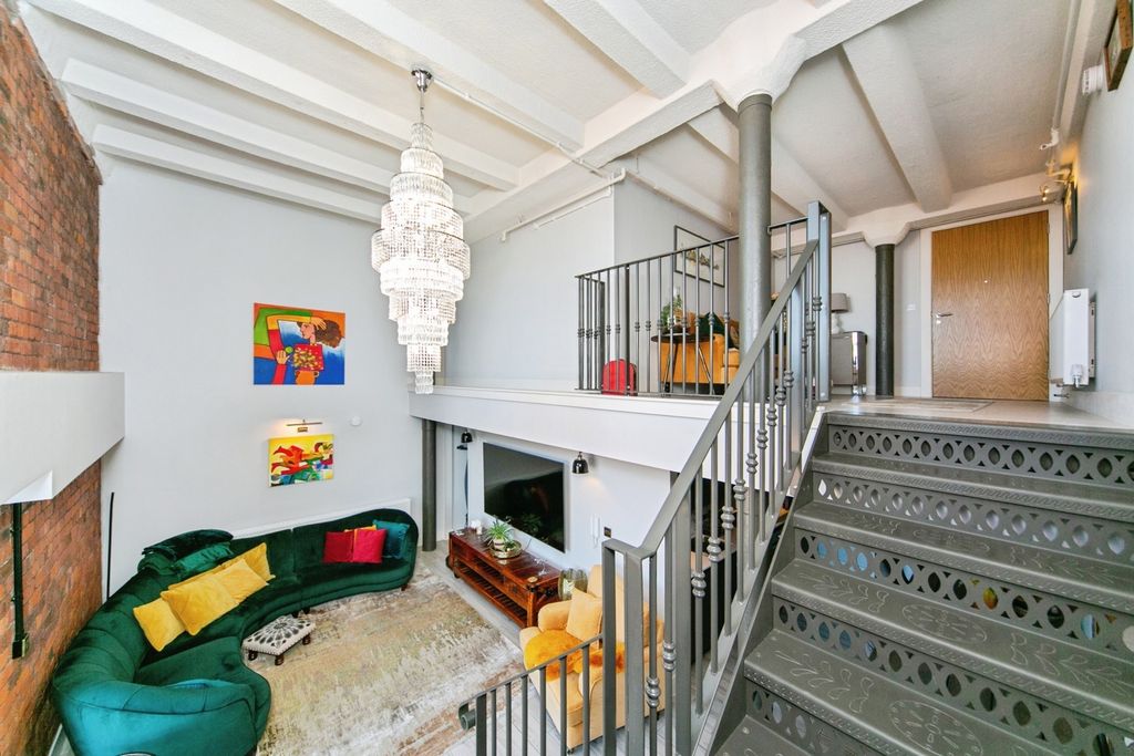 Property photo 1 of 22 Photo