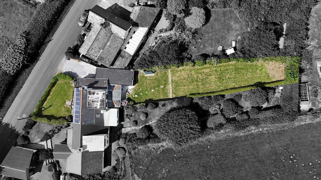 Property photo 3 of 21 Bentonia Birds Eye.Jpg