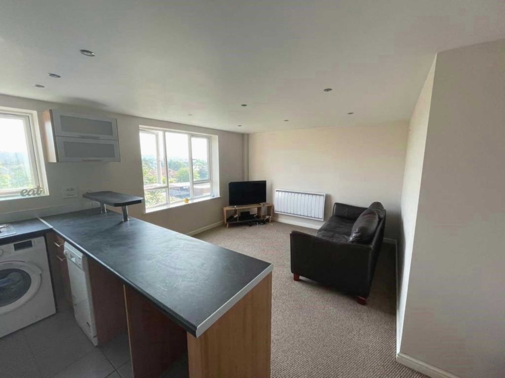 Property photo 3 of 9