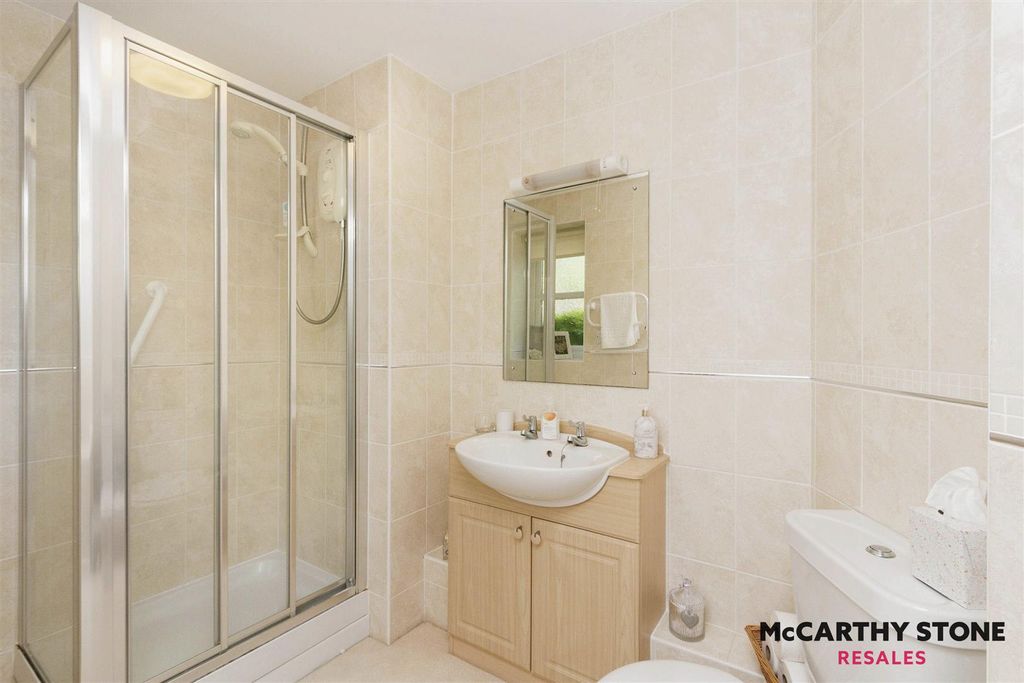 Additional image 12 of 2 bed flat for saleRadford Court, Tower Road, Liphook GU30