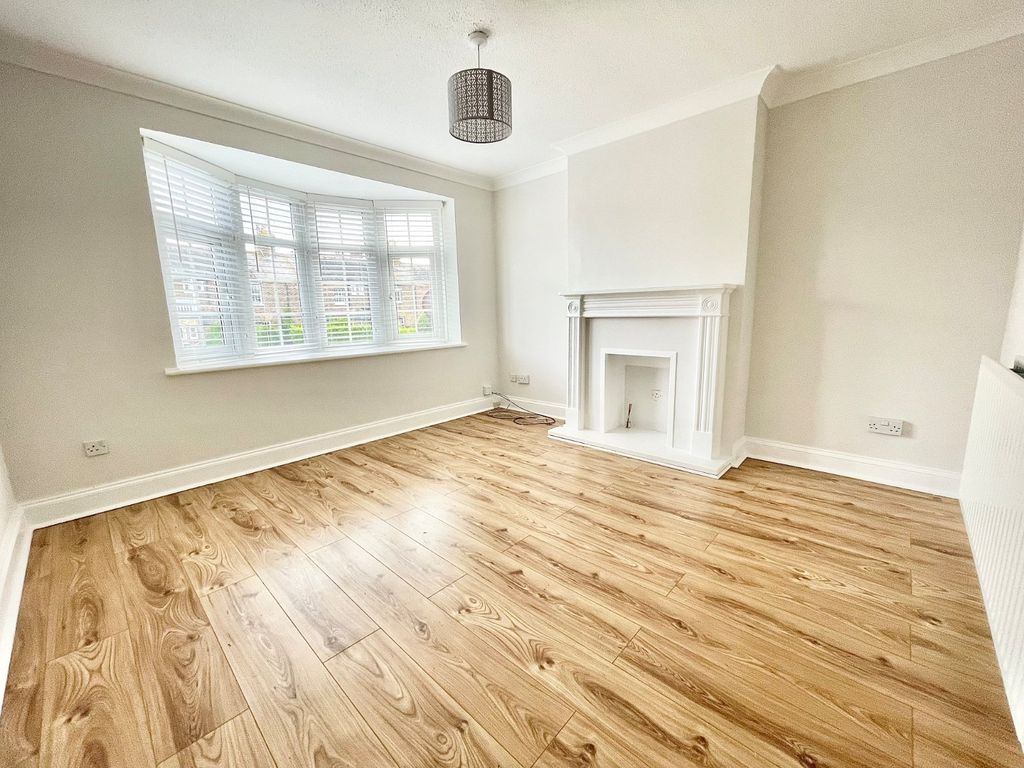 Property photo 3 of 13 Picture No. 25