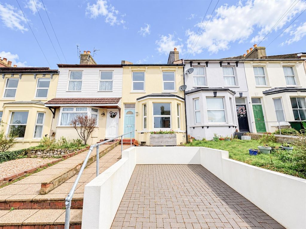Property photo 1 of 27
