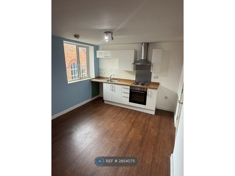 Property photo 2 of 6