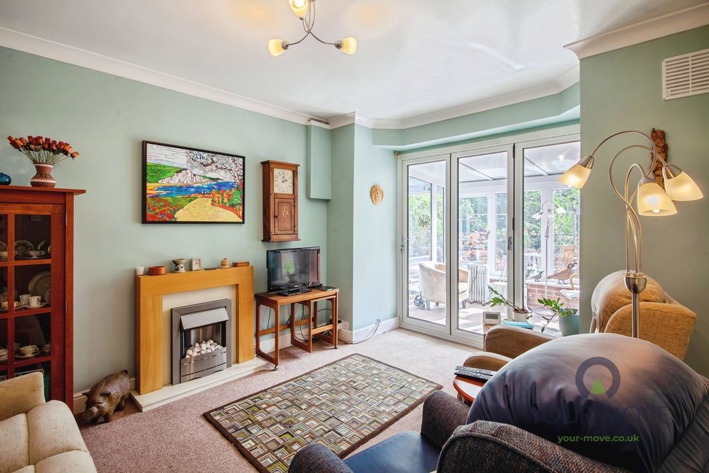 Property photo 3 of 18 Pbox-Img.Jpg