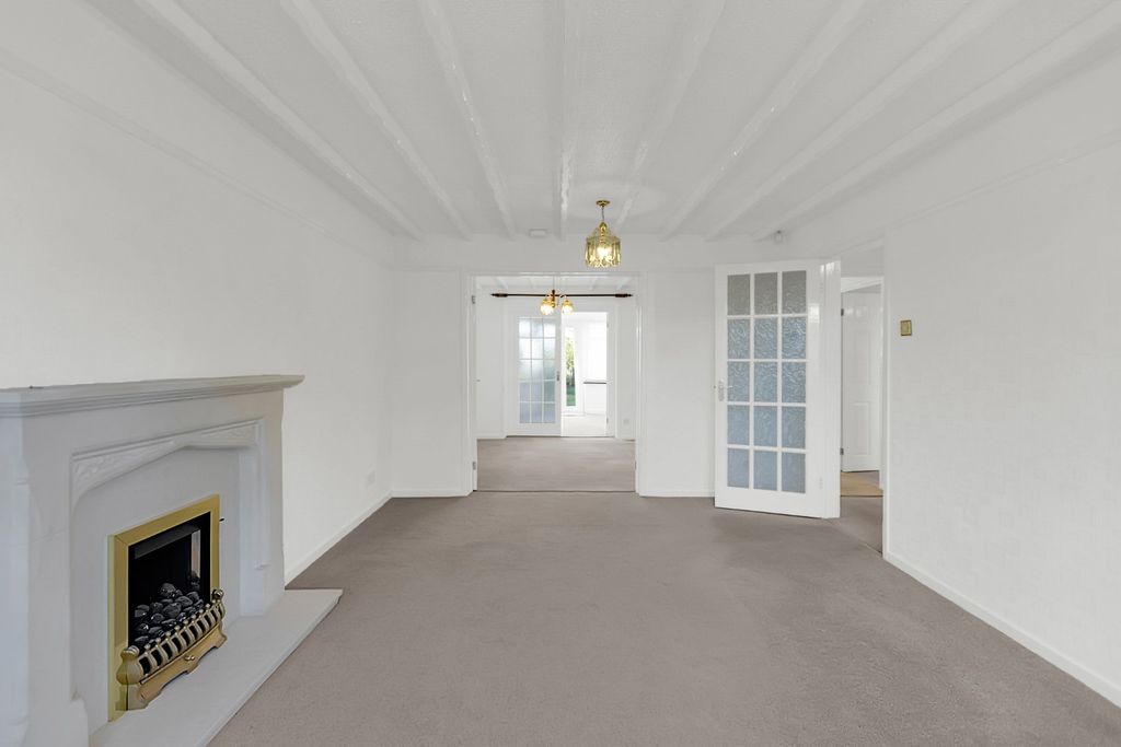 Property photo 2 of 24 4510603