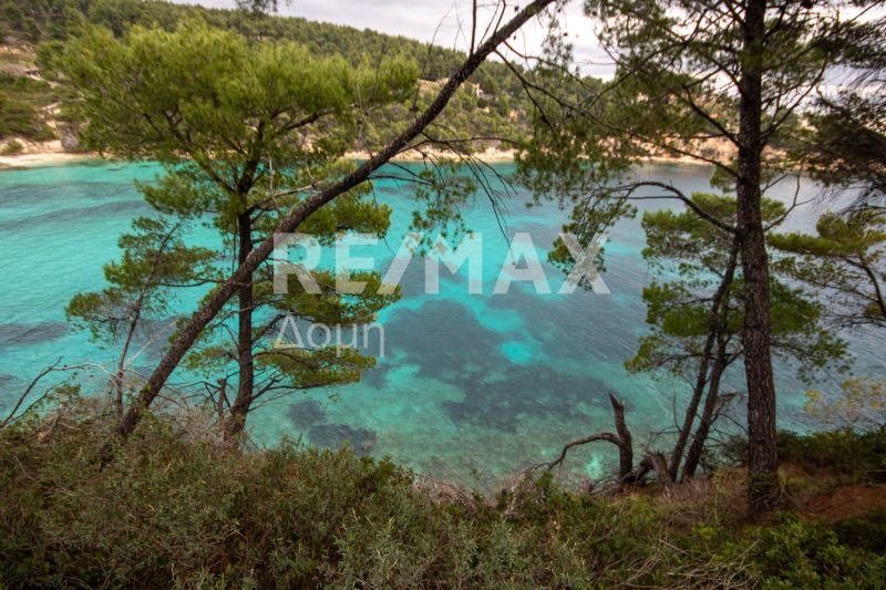 Property photo 1 of 46