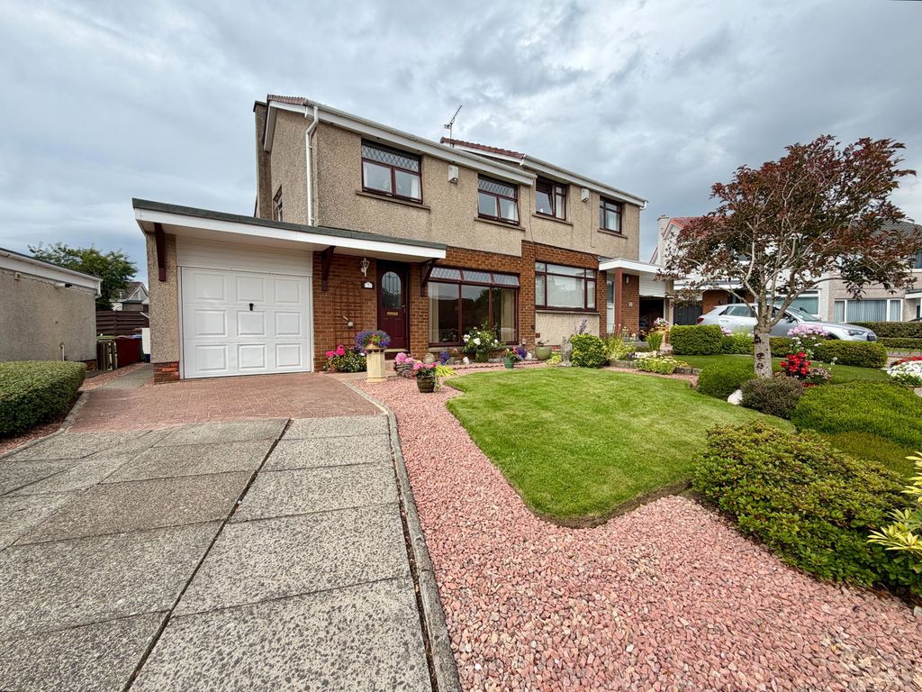 Property photo 1 of 33