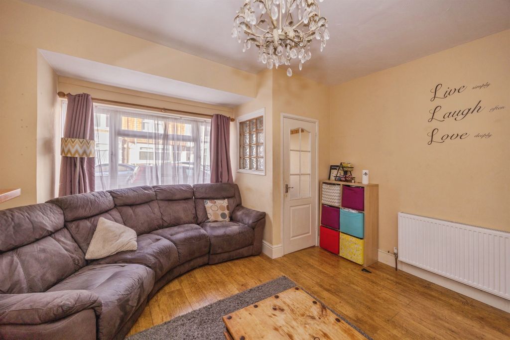 Property photo 3 of 16