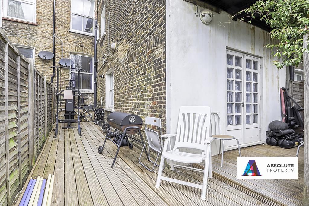 Property photo 2 of 10 Garden Shot 1.Jpg