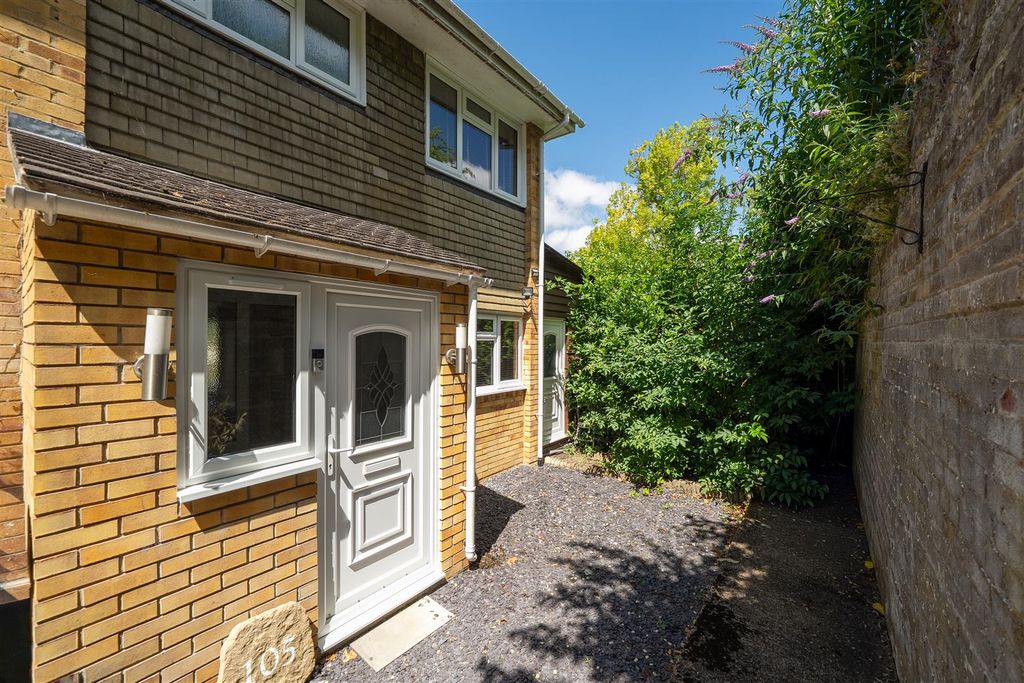 Property photo 1 of 21