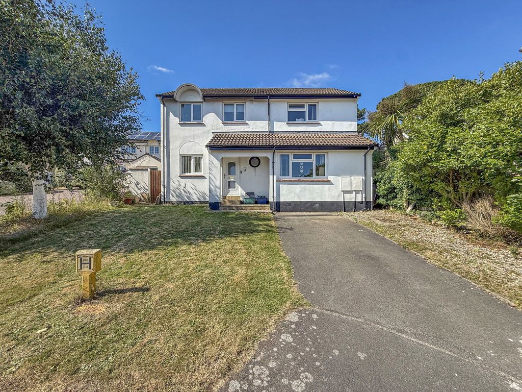Property photo 1 of 22