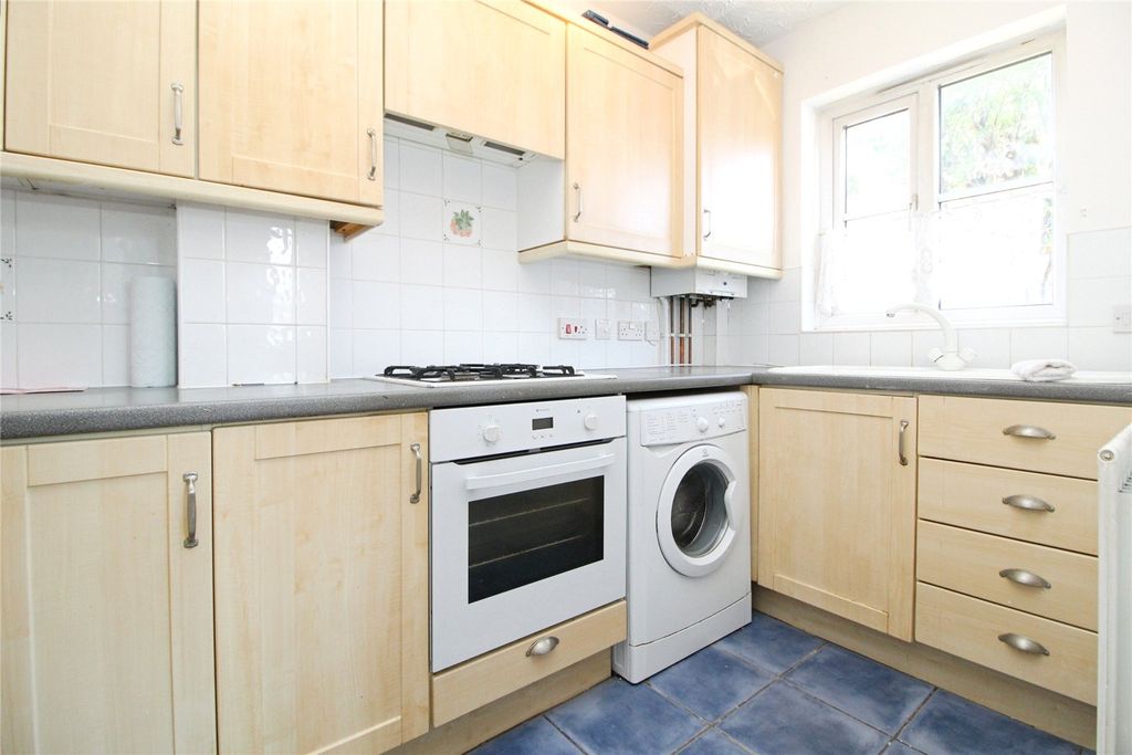 Property photo 3 of 10 Picture No. 16
