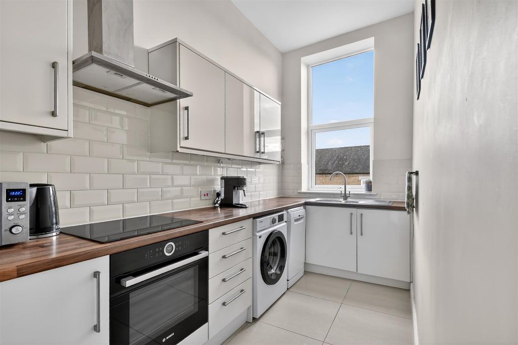 Property photo 2 of 14 Dsc_4843.Jpg