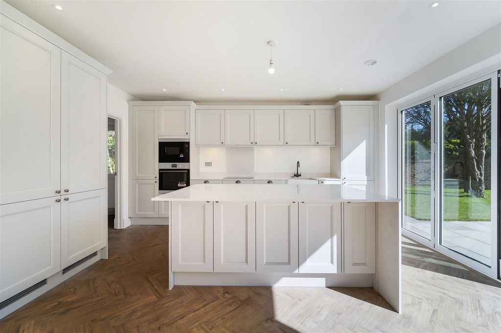 Property photo 2 of 47 1 Hill Top Gardens, Left House (5).Jpg