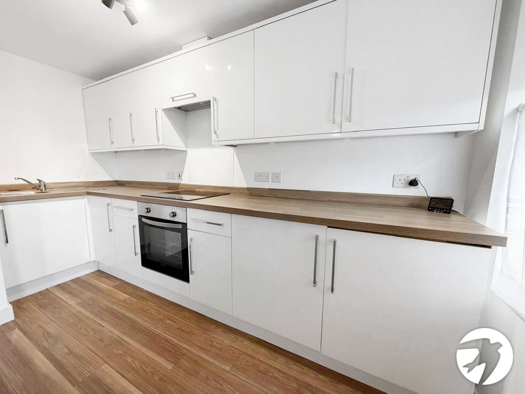 Property photo 2 of 7 Picture No. 02