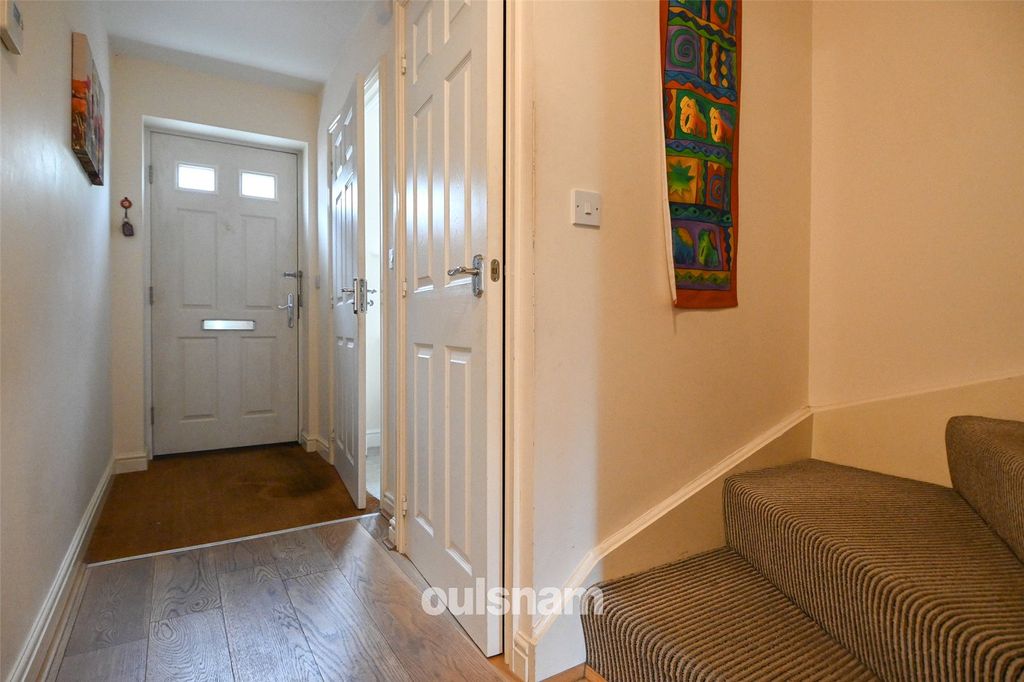 Property photo 2 of 33 Picture No. 16