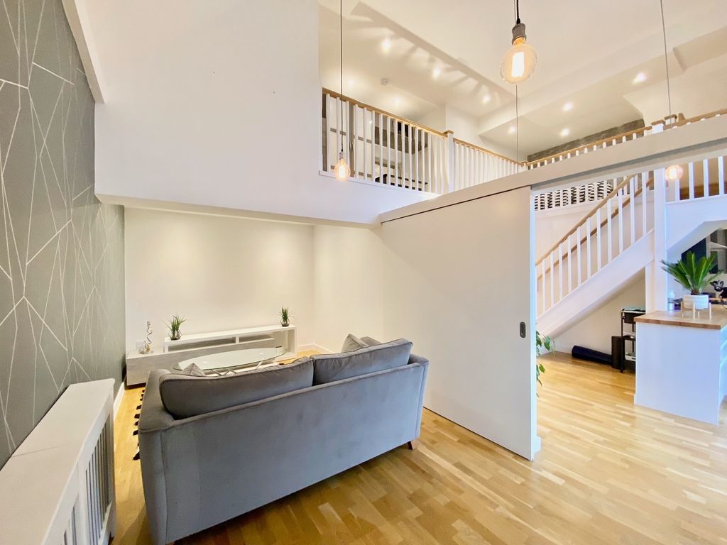 Property photo 2 of 8 Reception Room Or Bedroom 1