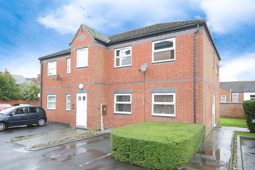 Additional image 12 of 2 bed flat for saleCambridge Street, Rugby CV21