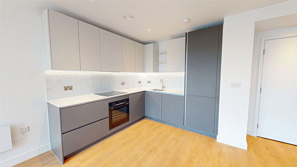 Property photo 3 of 12 Picture No. 02