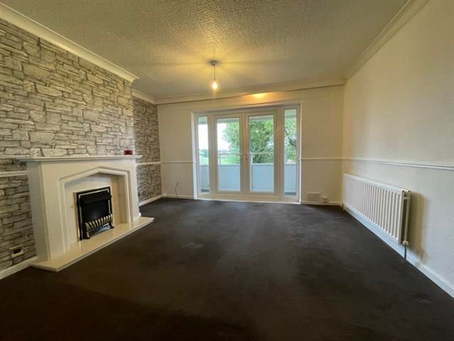 Property photo 2 of 7 Living Room