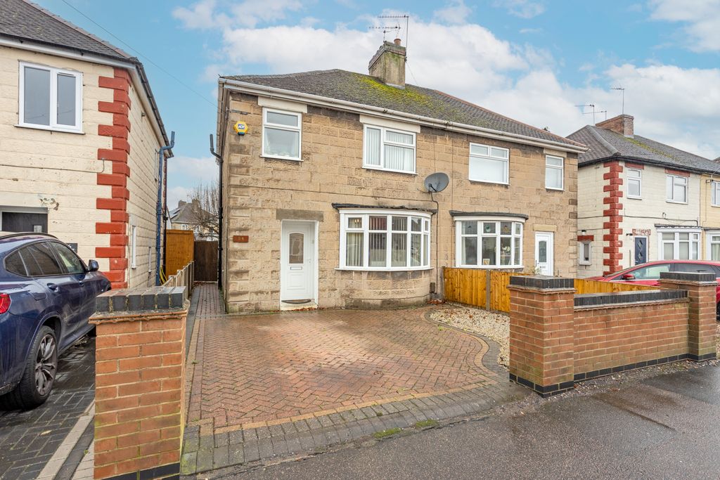 Property photo 1 of 16