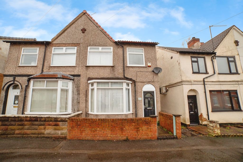 Property photo 1 of 17 Front